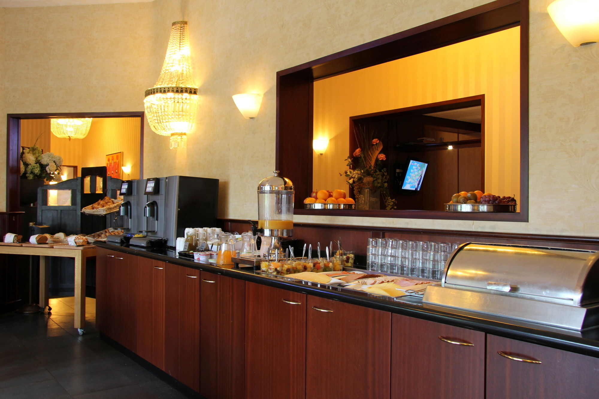 Bastion Hotel Apeldoorn Het Loo Extérieur photo